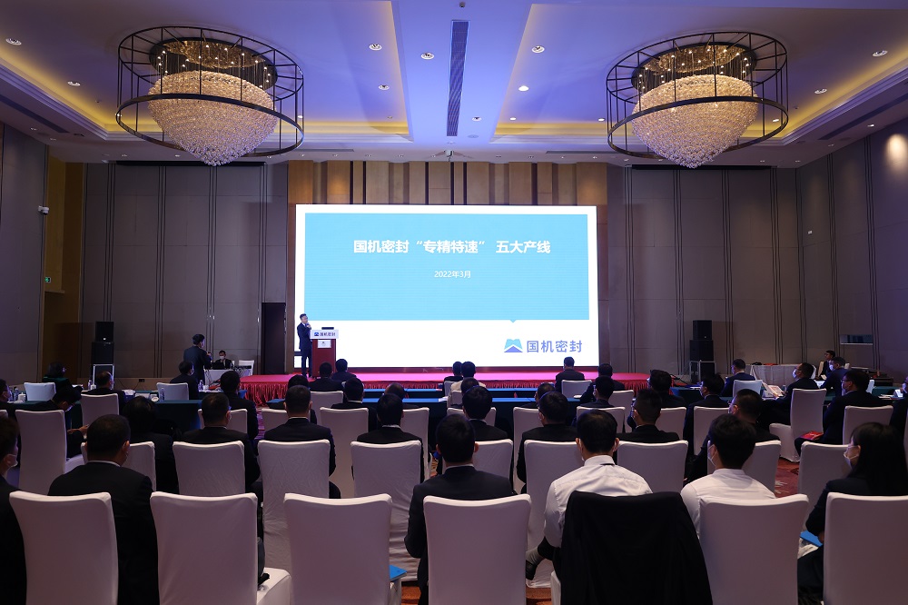 HE_L0558.JPG HE_L0558.JPG