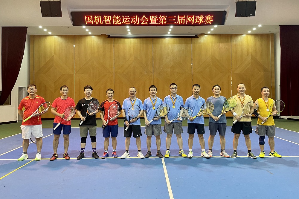 網球1_副本.jpg 網球1_副本.jpg